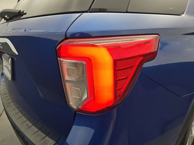 Used 2022 Ford Explorer XLT w/ Equipment Group 202A image 19