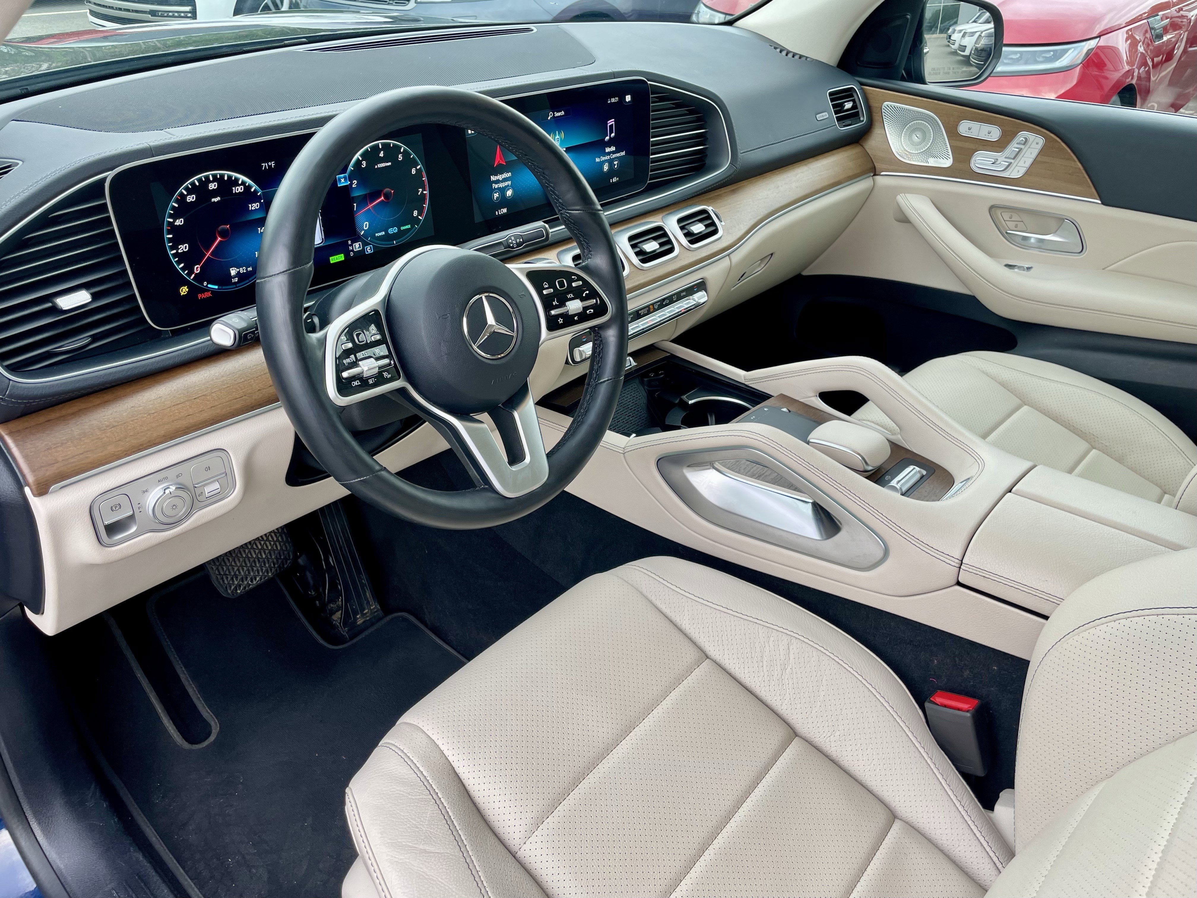 Used 2021 Mercedes-Benz GLS 450 4MATIC image 13