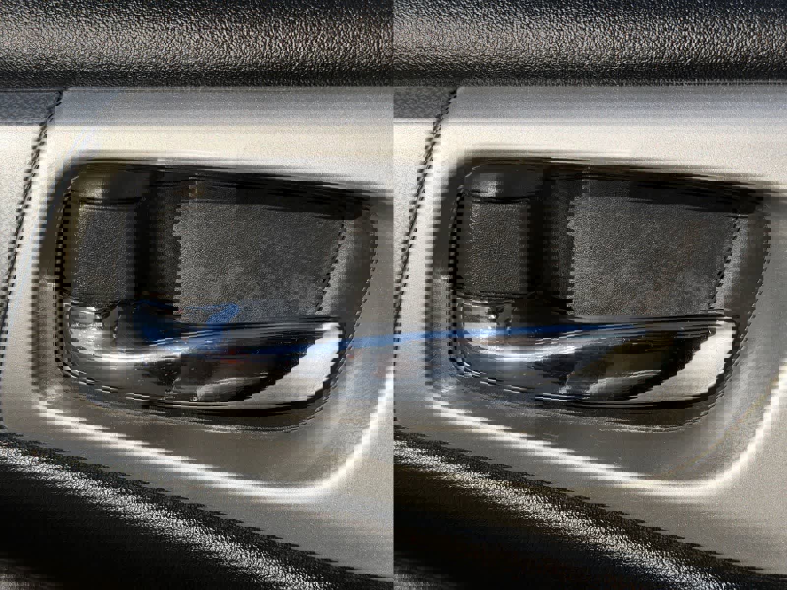 Used 2020 Nissan Pathfinder SL image 14