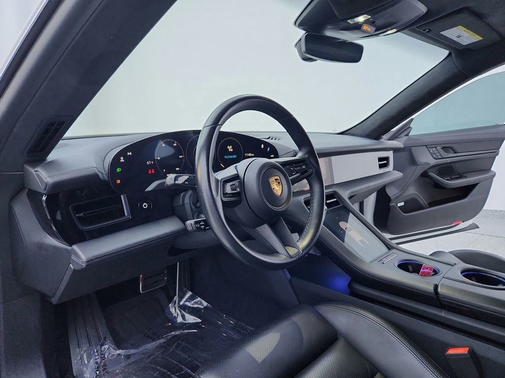 Used 2021 Porsche Taycan Turbo image 15