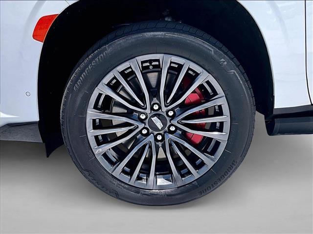 Certified 2024 Cadillac Escalade V w/ Heavy-Duty Trailer Package AWD/4WD image 10