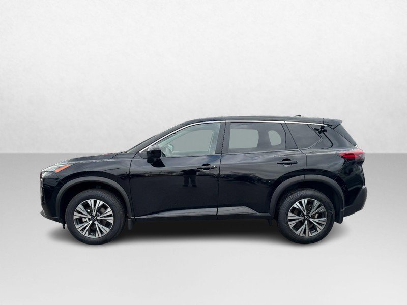 Used 2023 Nissan Rogue SV image 8