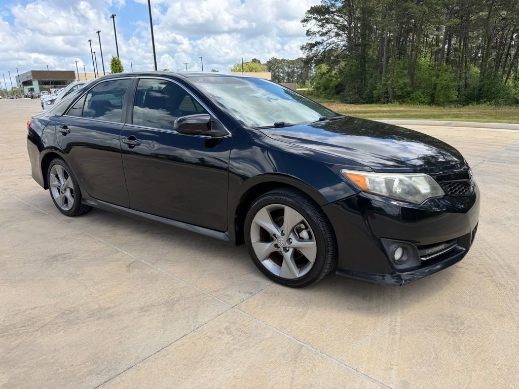 Used 2012 Toyota Camry SE image 7
