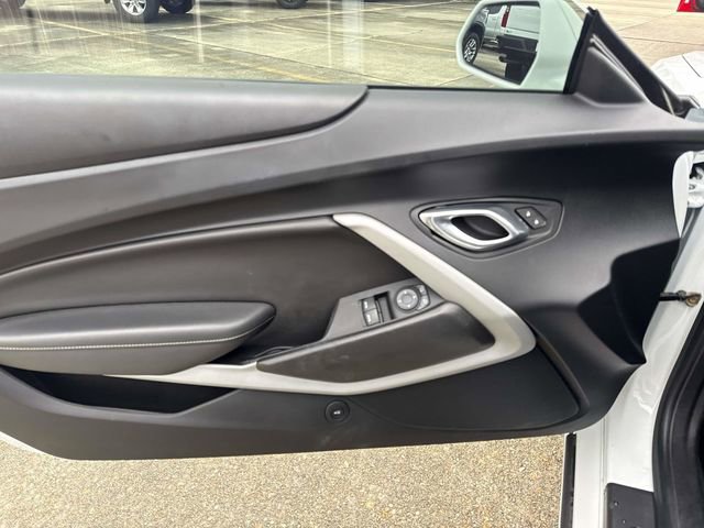 Used 2022 Chevrolet Camaro LT image 25