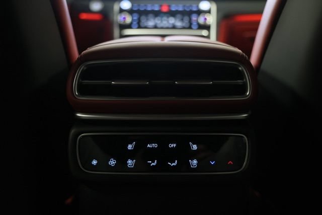 New 2026 Genesis GV80 3.5T e-SC AWD/4WD image 39