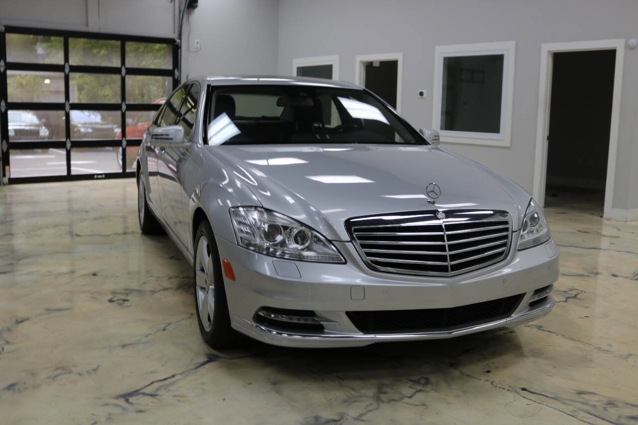 Used 2013 Mercedes-Benz S 550 4MATIC image 2