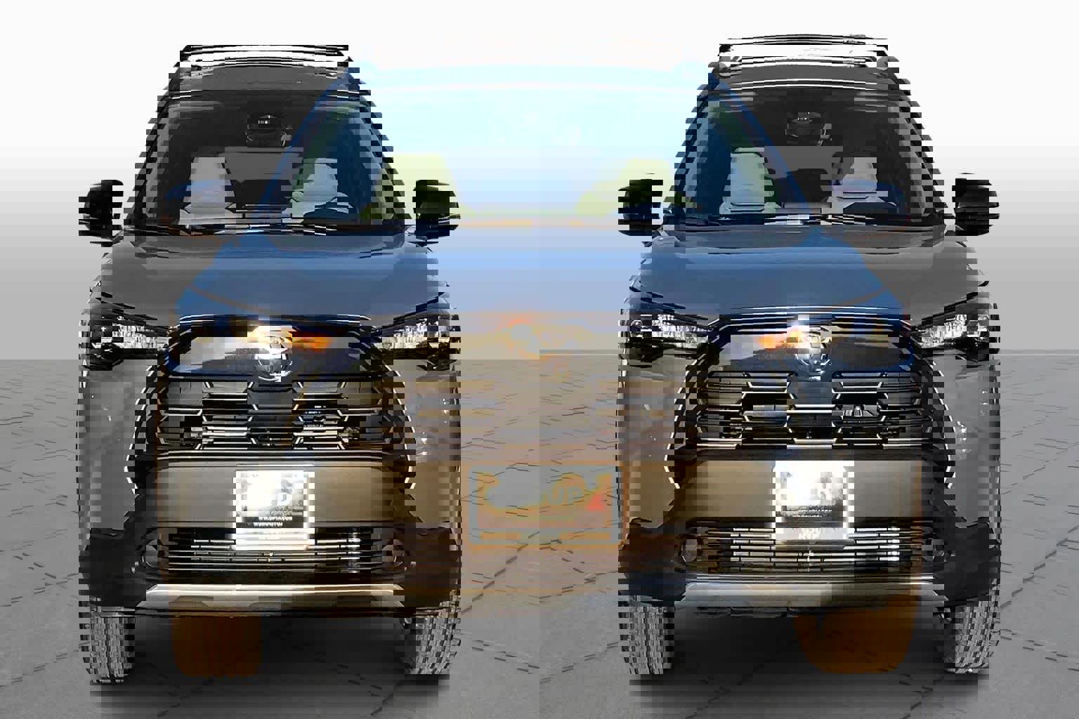 Used 2026 Toyota Corolla Cross LE image 3