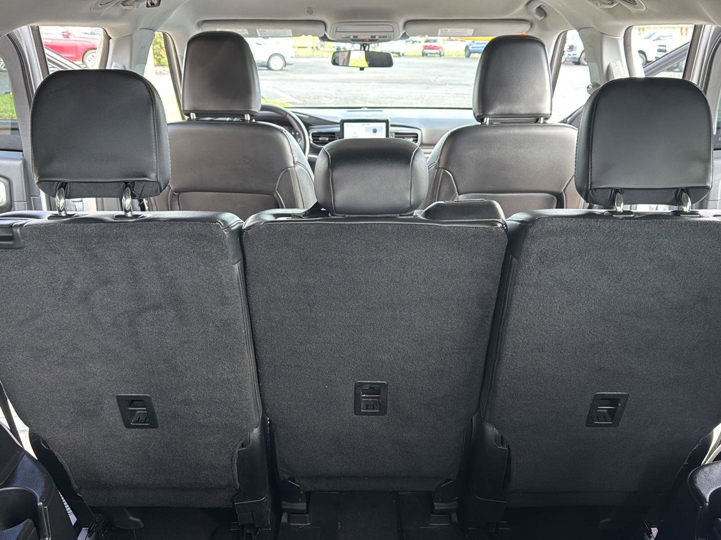 Used 2022 Ford Explorer XLT w/ Equipment Group 202A image 24