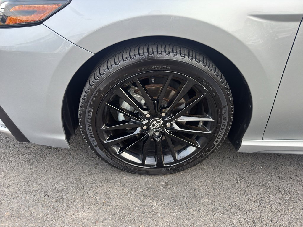 Used 2022 Toyota Camry XSE image 22