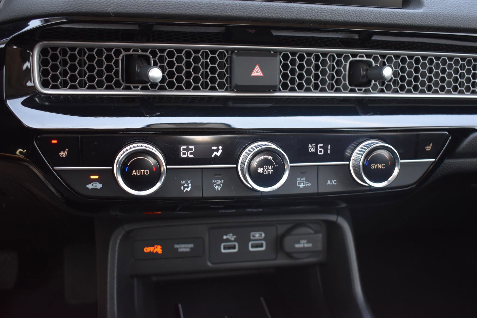 Used 2024 Honda Civic Touring image 7