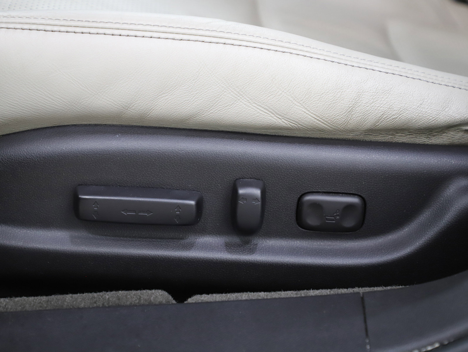 Used 2013 Acura TL SH-AWD image 25