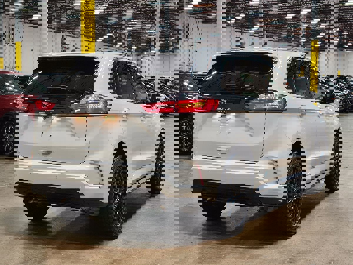 Used 2024 Ford Edge ST-Line image 8