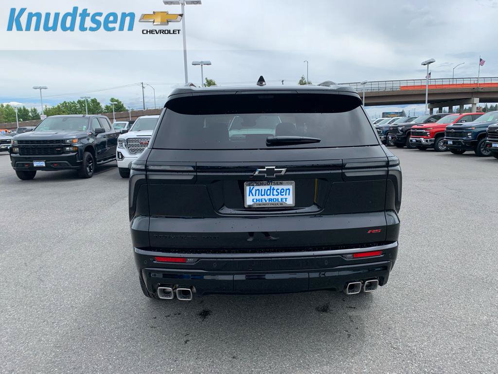 New 2026 Chevrolet Traverse RS w/ LPO, Floor Liner Package AWD/4WD image 6