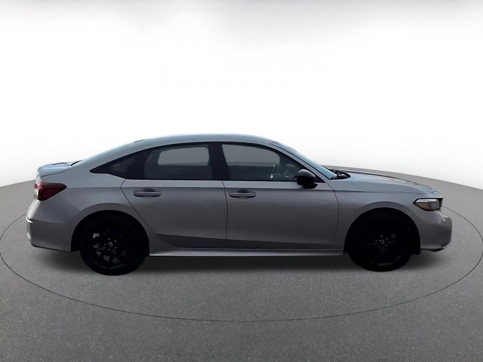 Used 2025 Honda Civic Sport image 8