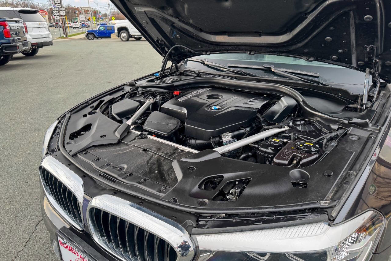 Used 2018 BMW 530i xDrive image 36