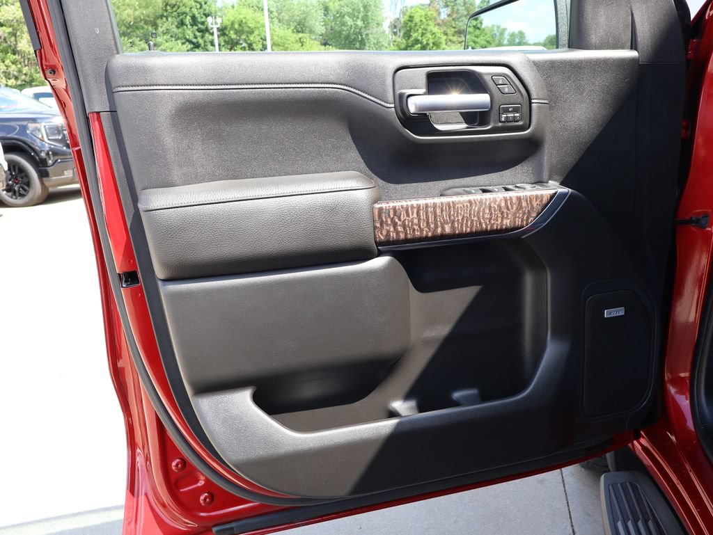 Used 2019 GMC Sierra 1500 Denali w/ Technology Package AWD/4WD image 12