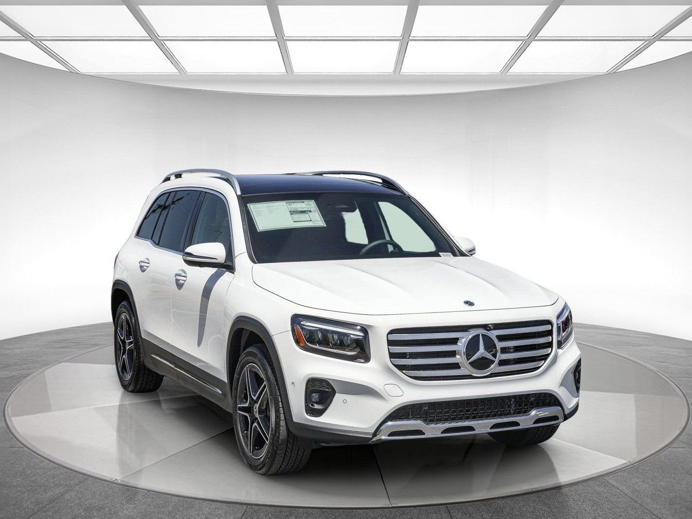 New 2026 Mercedes-Benz GLB 250 4MATIC image 5