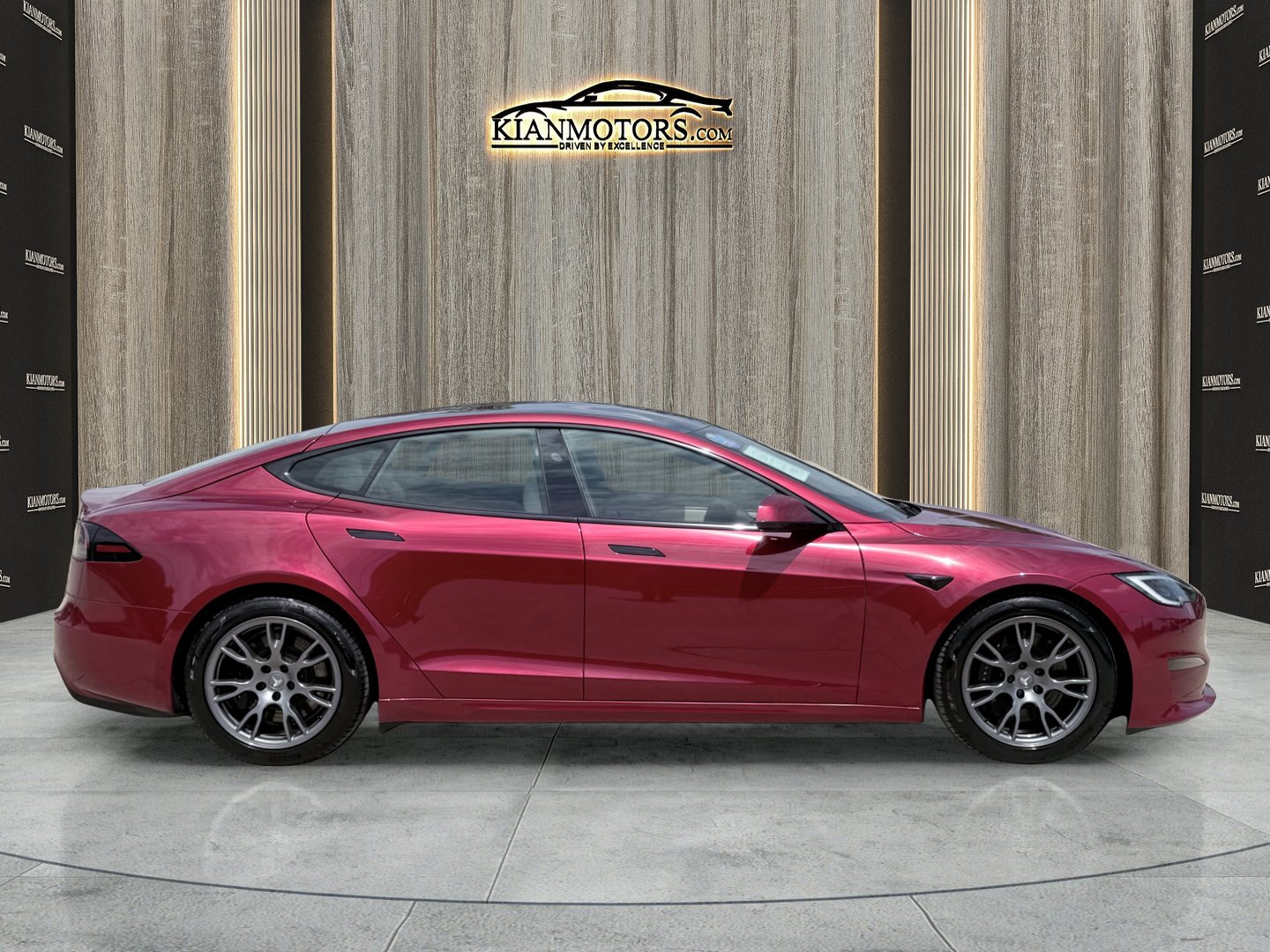 Used 2023 Tesla Model S AWD/4WD image 8