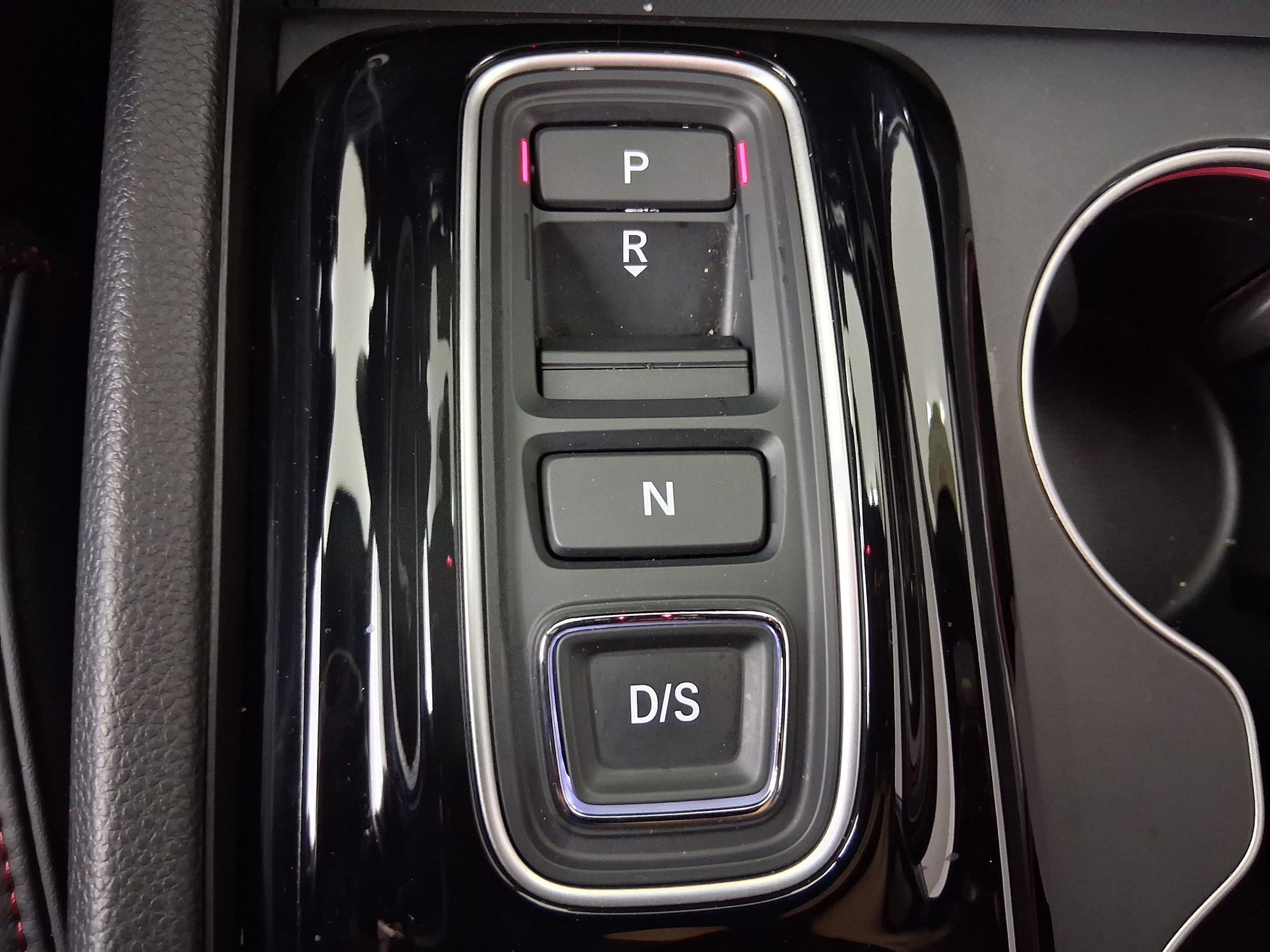 Used 2025 Honda Pilot Black Edition image 17