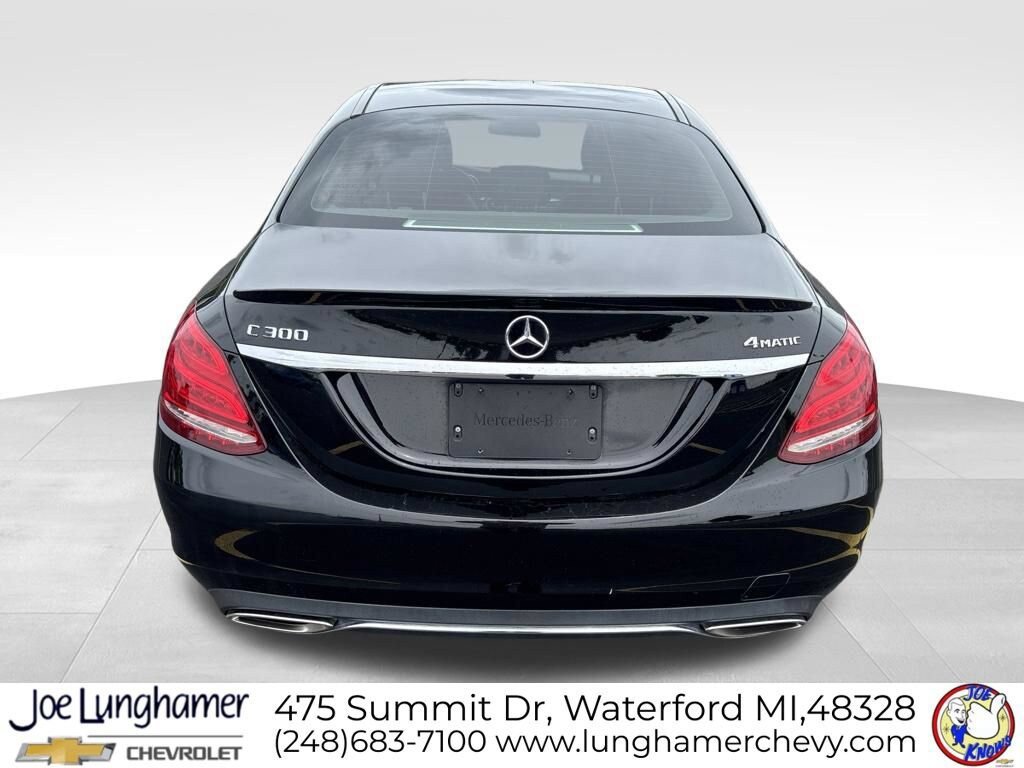 Used 2016 Mercedes-Benz C 300 4MATIC Sedan image 4