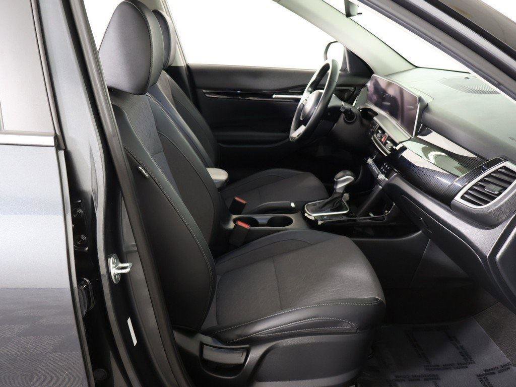 Used 2024 Kia Seltos S image 27