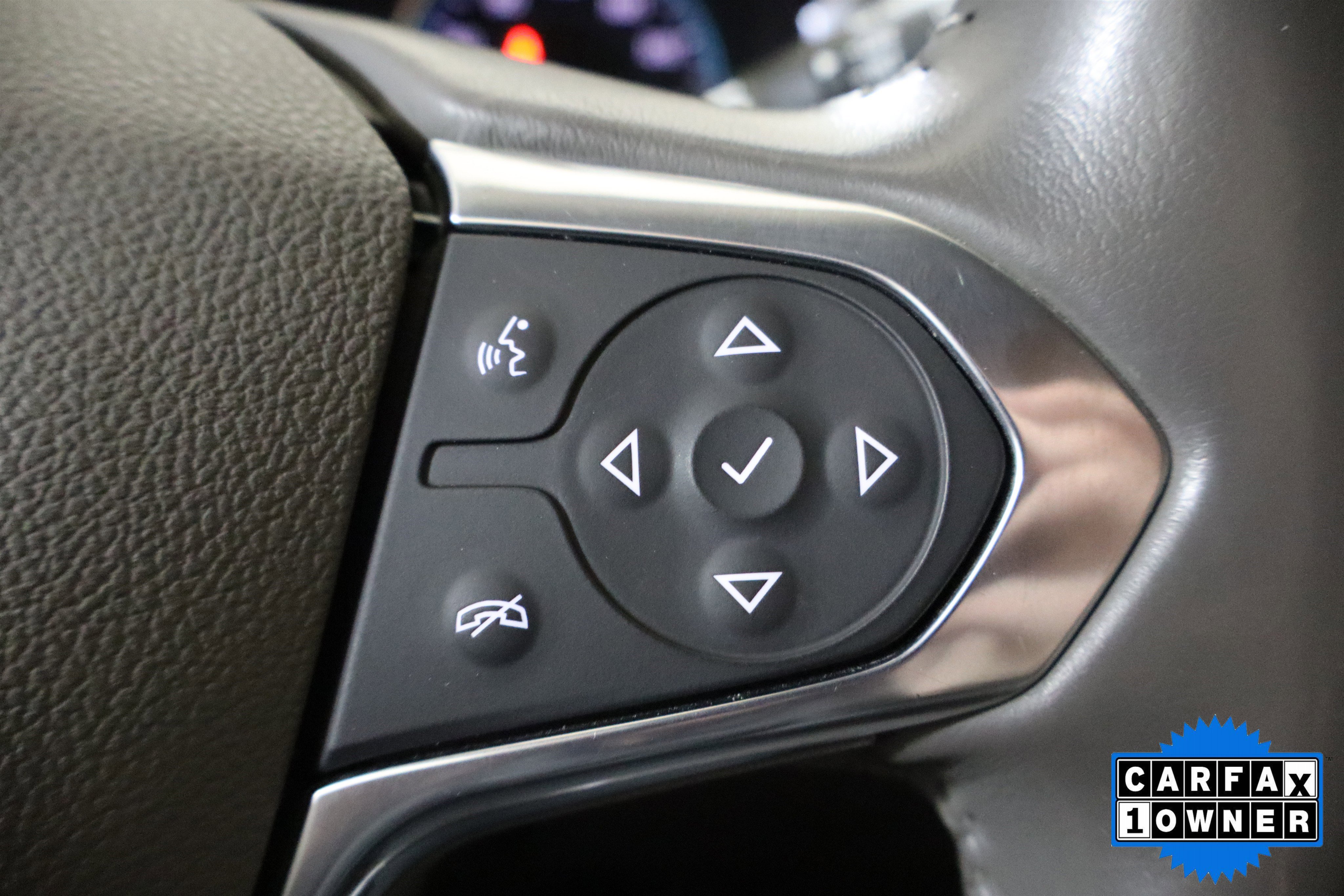 Used 2020 Chevrolet Traverse LT image 30