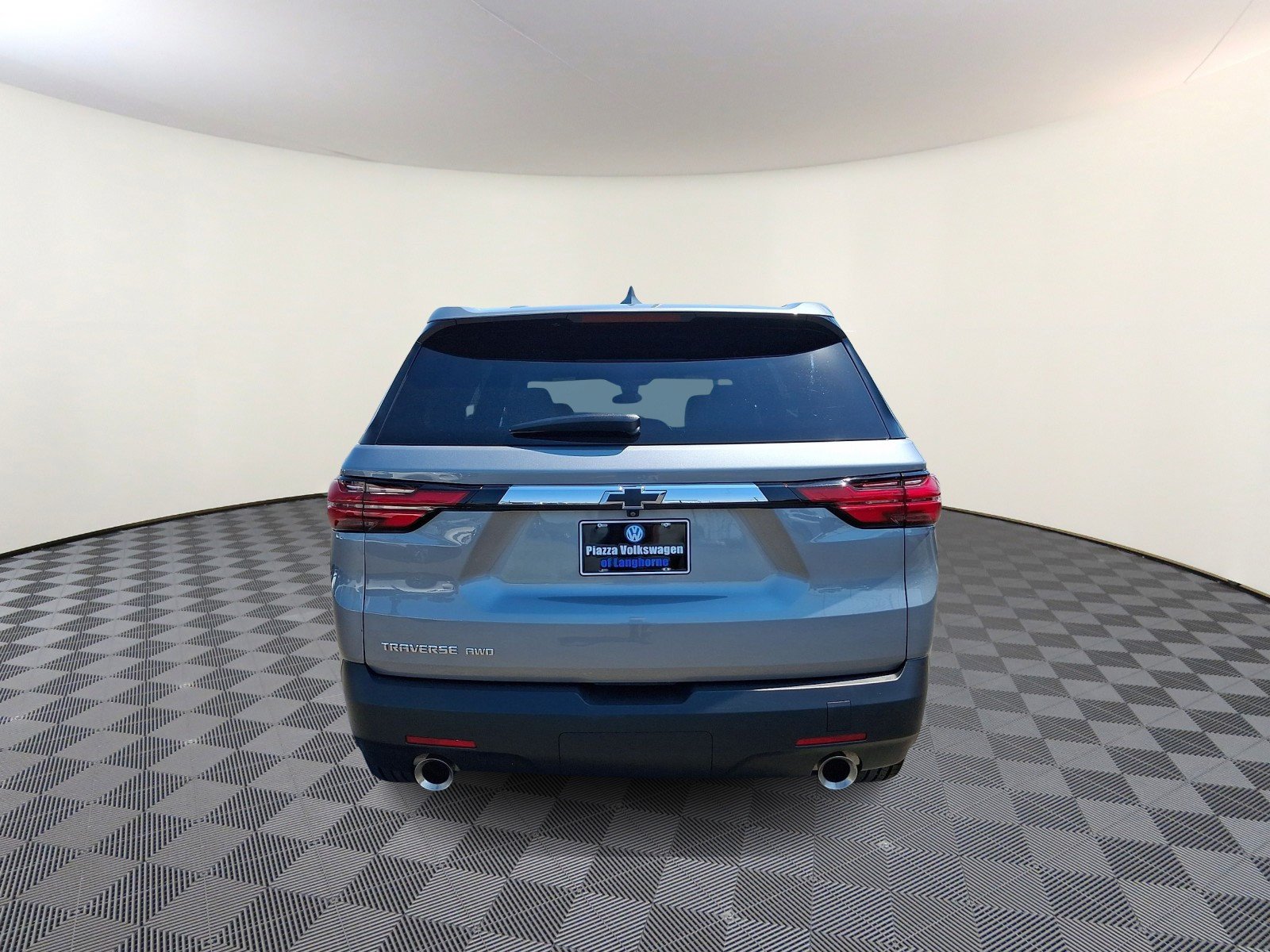 Used 2023 Chevrolet Traverse LS w/ LPO, Floor Liner Package AWD/4WD image 6