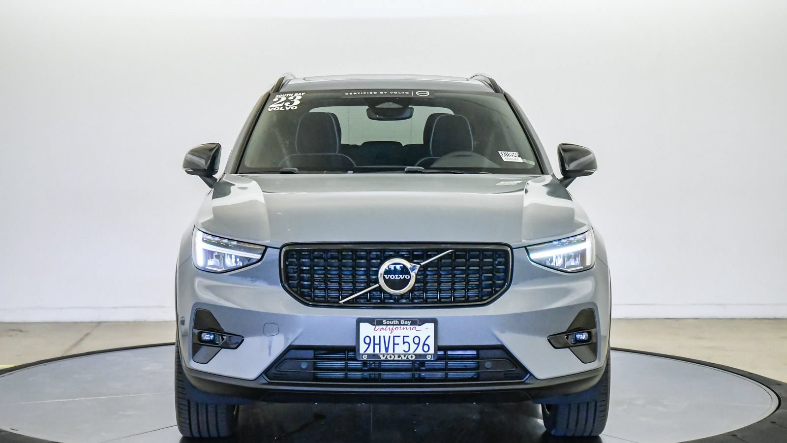 Certified 2023 Volvo XC40 B5 Plus w/ Protection Package Premier AWD/4WD image 7
