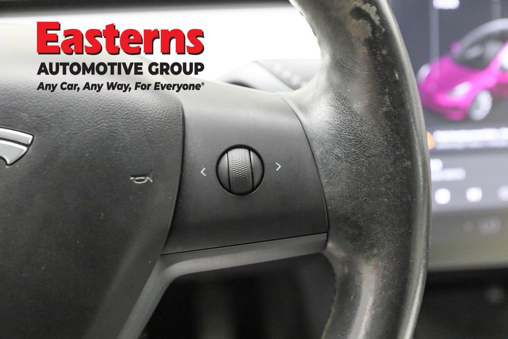 Used 2018 Tesla Model 3 Long Range image 16