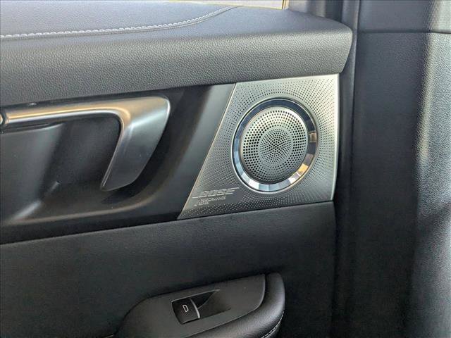 Used 2025 Buick Enclave Avenir w/ Super Cruise Package image 17