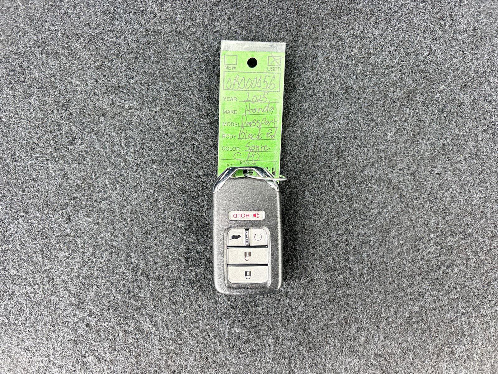 Certified 2025 Honda Passport Black Edition image 39