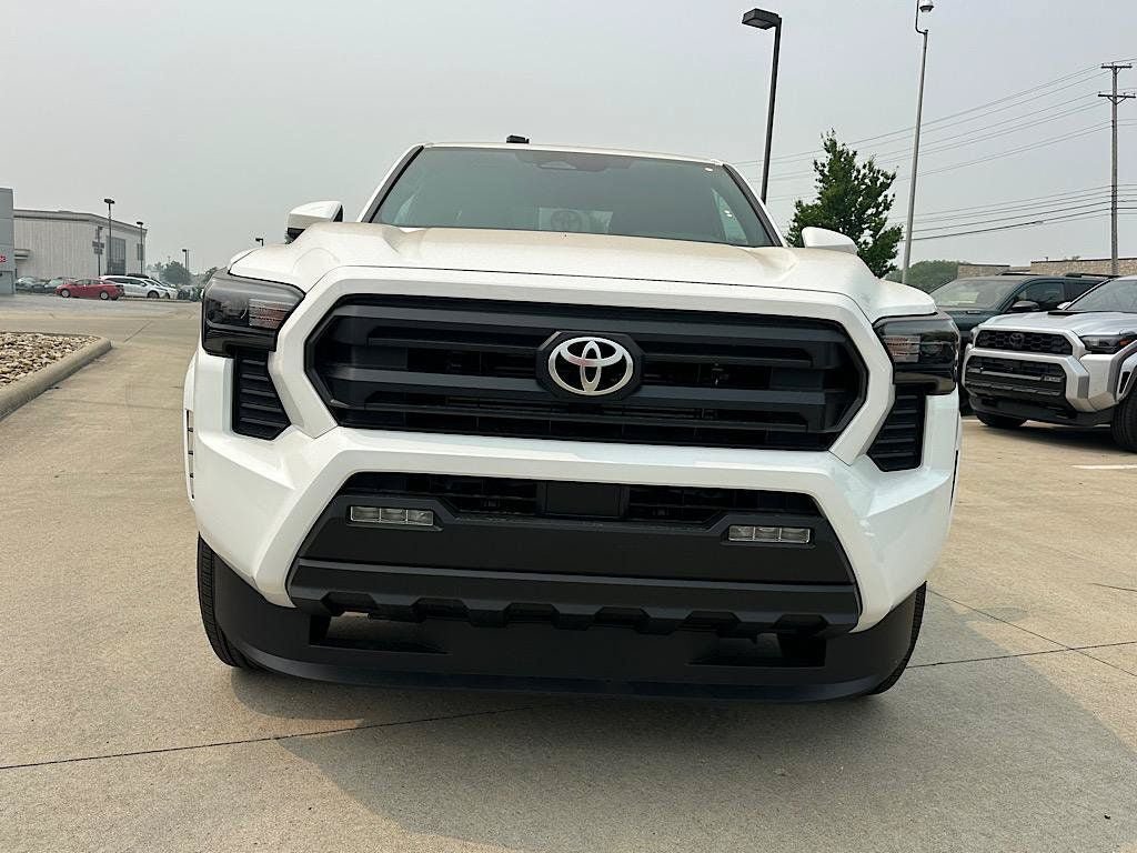 New 2026 Toyota Tacoma SR5 AWD/4WD image 6