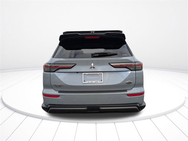 New 2026 Mitsubishi Outlander Trail Edition image 4