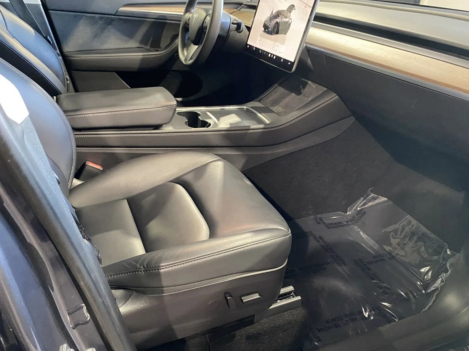 Used 2023 Tesla Model Y Long Range image 6