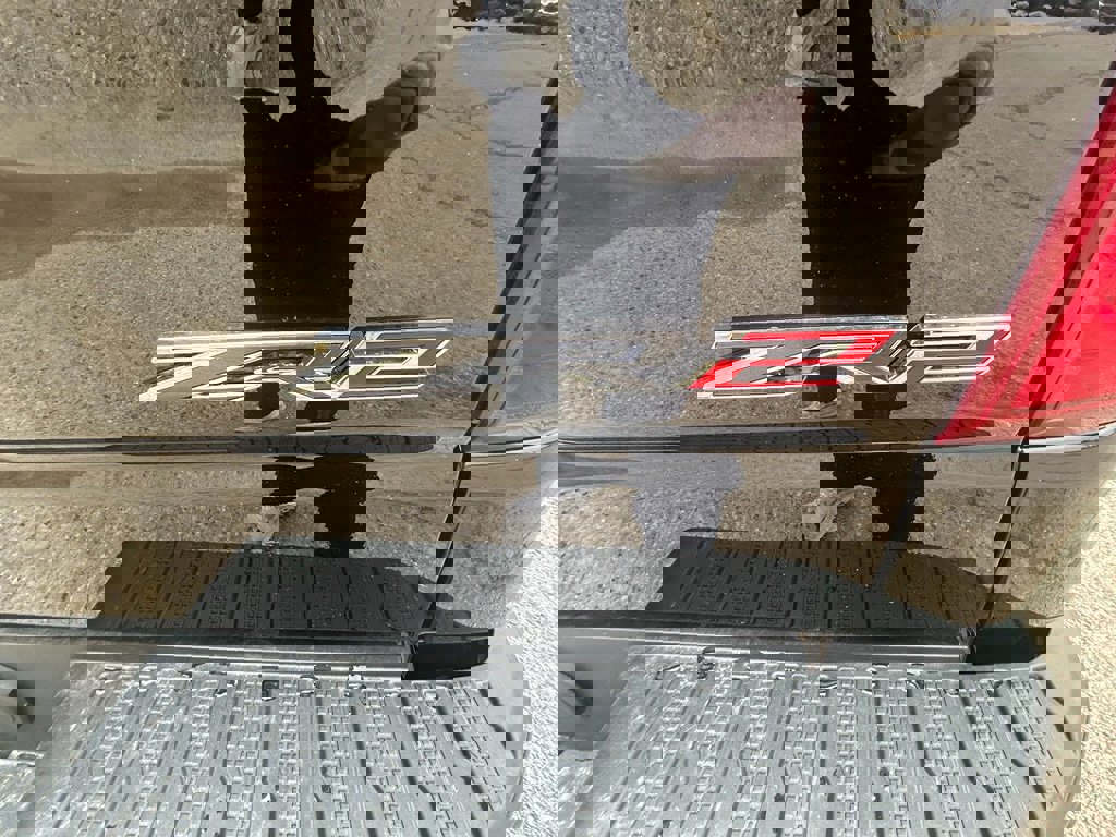 New 2026 Chevrolet Silverado 1500 ZR2 image 40