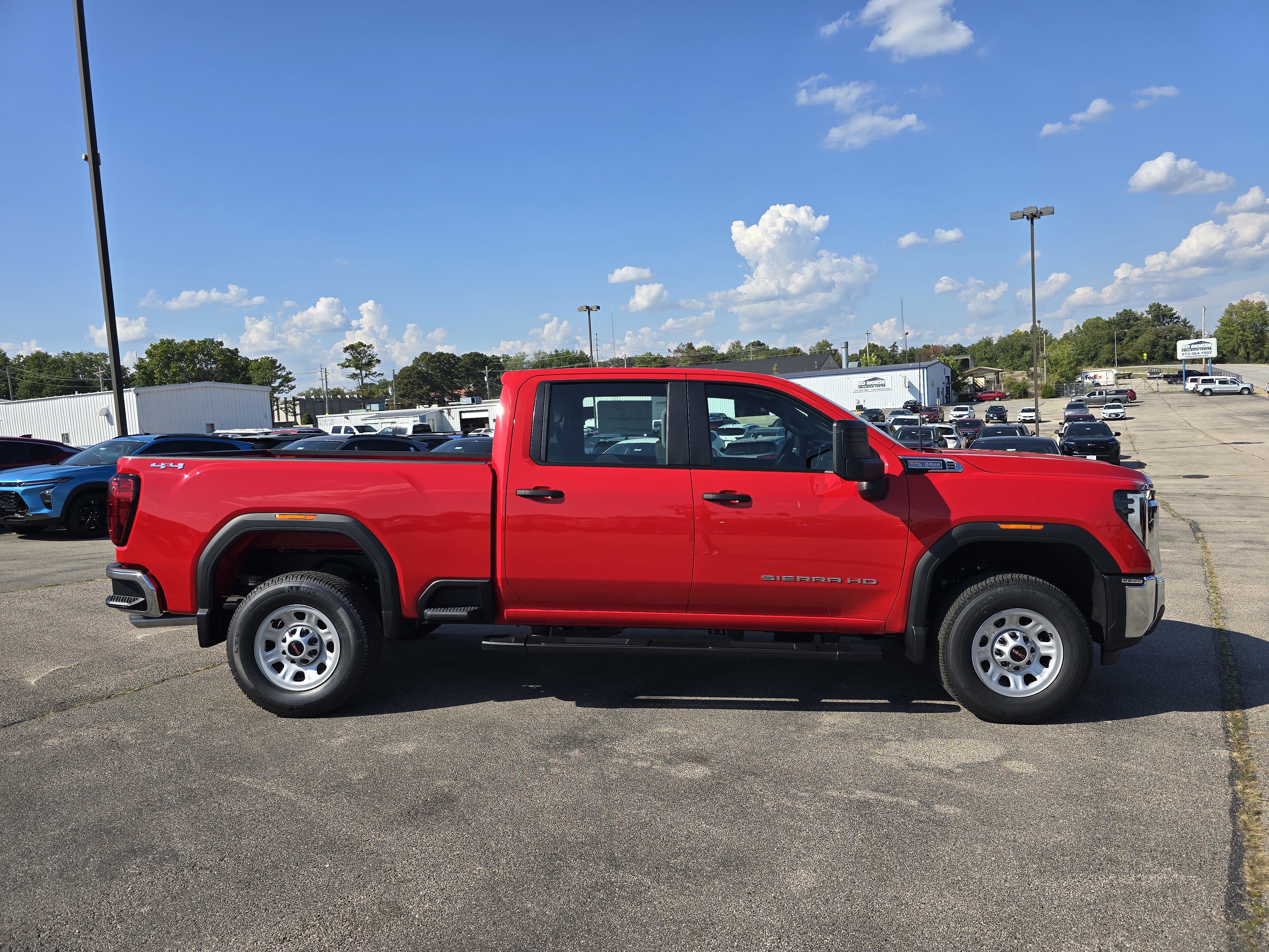 New 2026 GMC Sierra 2500 Pro image 2