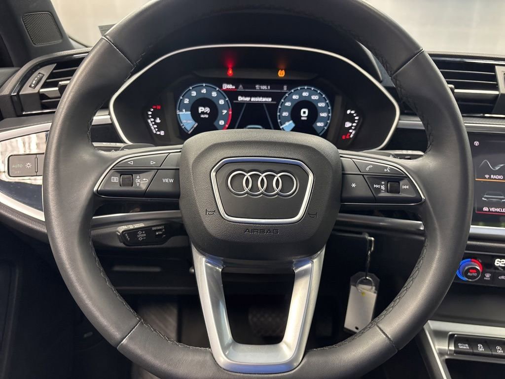 Used 2025 Audi Q3 2.0T Premium AWD/4WD image 36