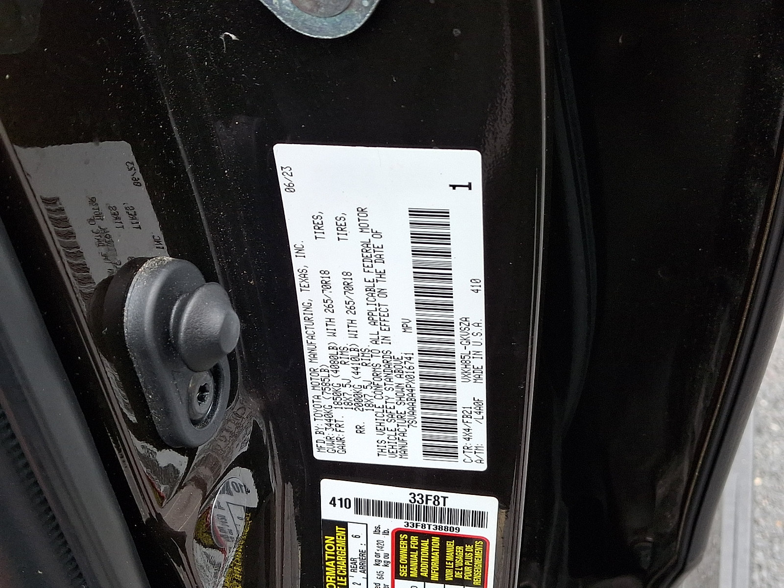 Used 2023 Toyota Sequoia SR5 w/ TRD Off-Road Package AWD/4WD image 29
