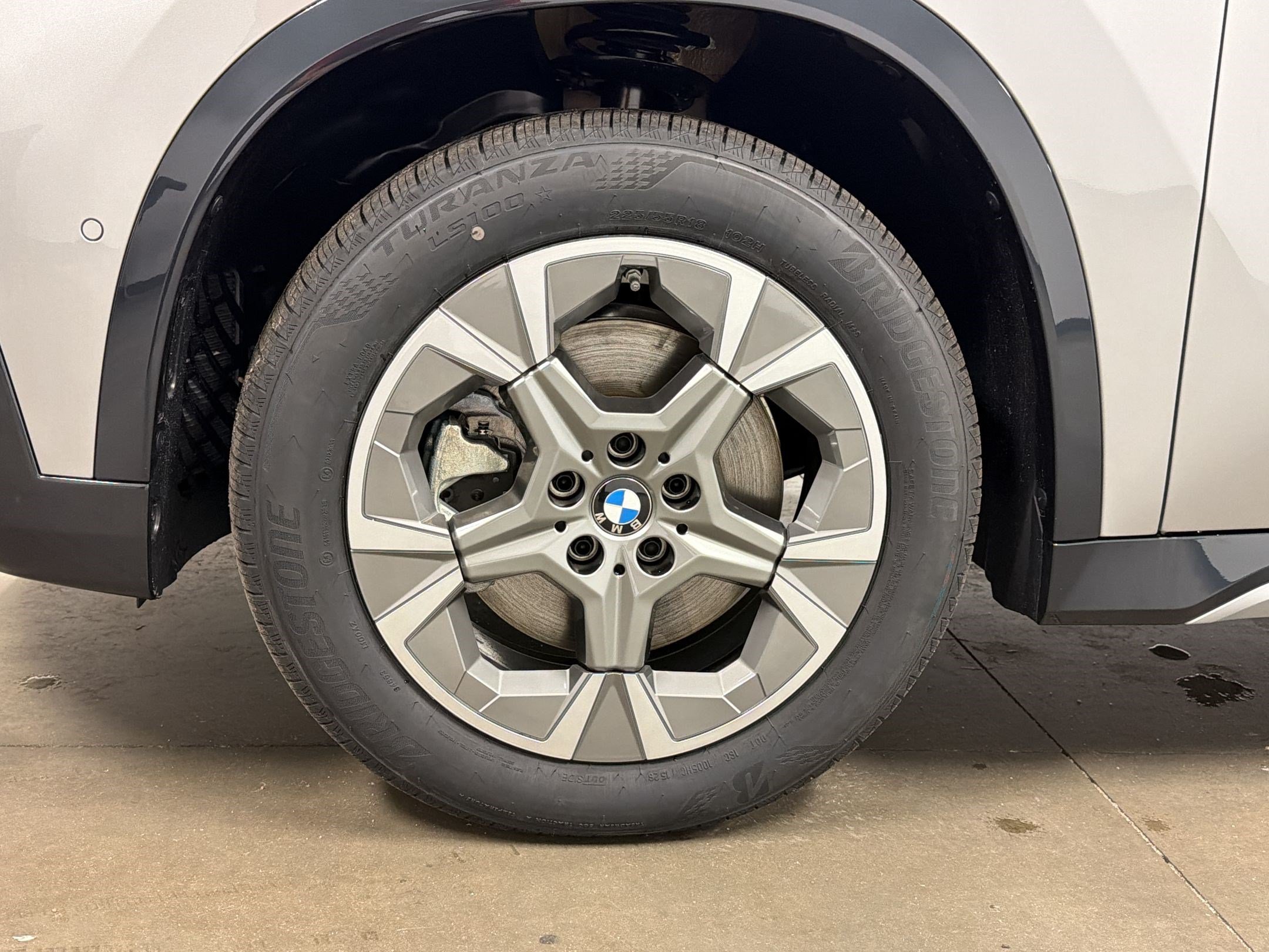 New 2026 BMW X1 xDrive28i w/ Convenience Package AWD/4WD image 12
