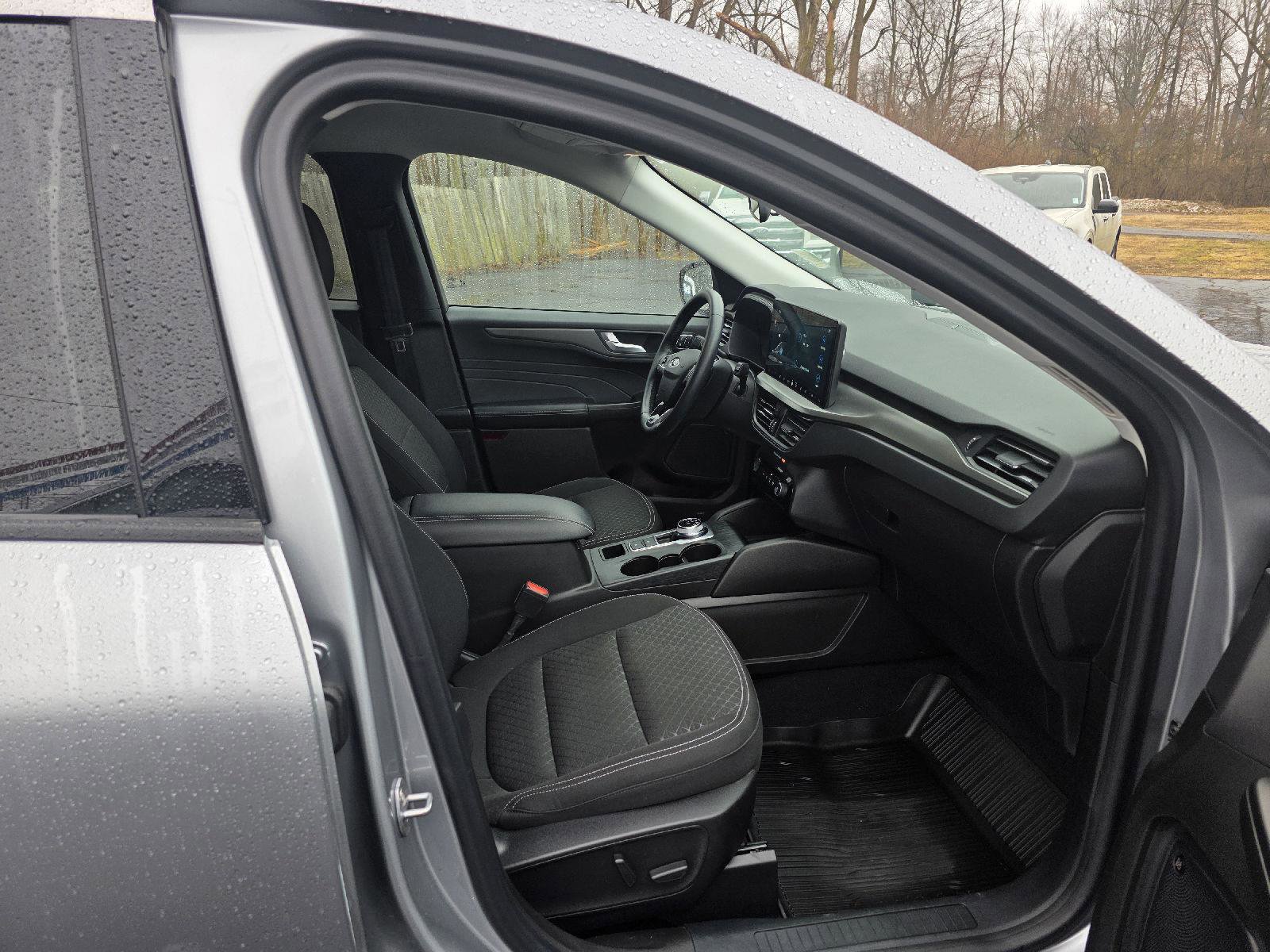 Used 2023 Ford Escape Active w/ Tech Pack #2 image 30