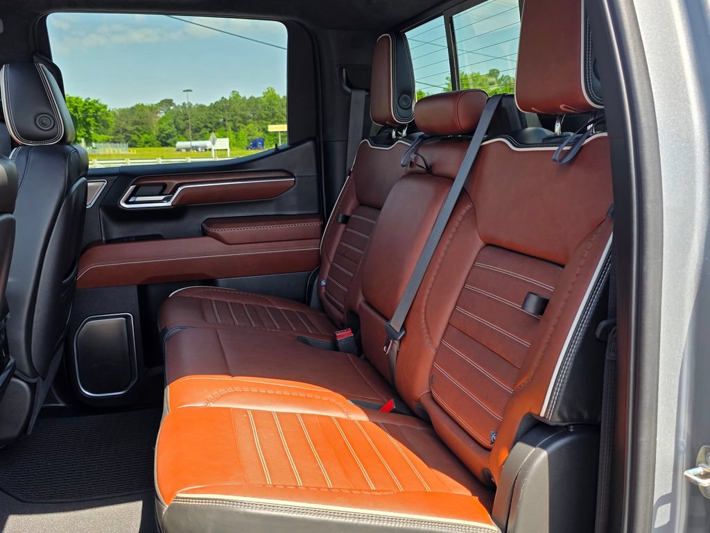 Used 2023 GMC Sierra 1500 Denali Ultimate AWD/4WD image 31