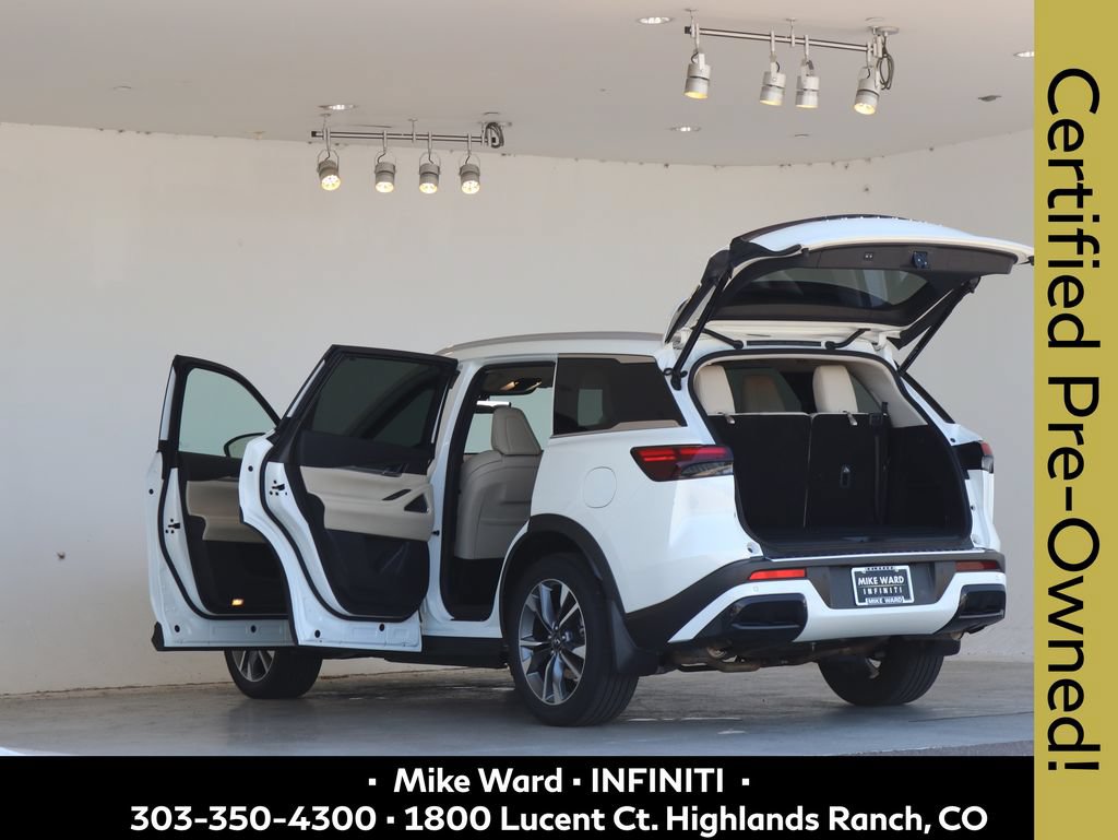Certified 2025 INFINITI QX60 Luxe w/ Cargo Package AWD/4WD image 4