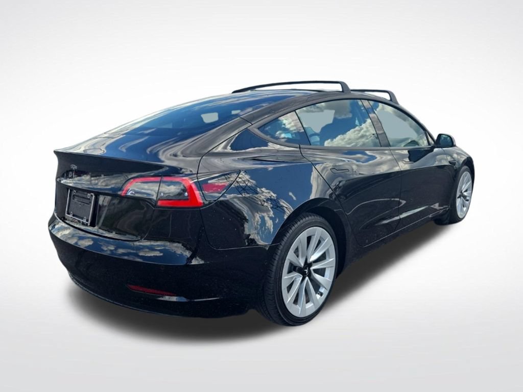 Used 2021 Tesla Model 3 Standard Range Plus RWD image 3
