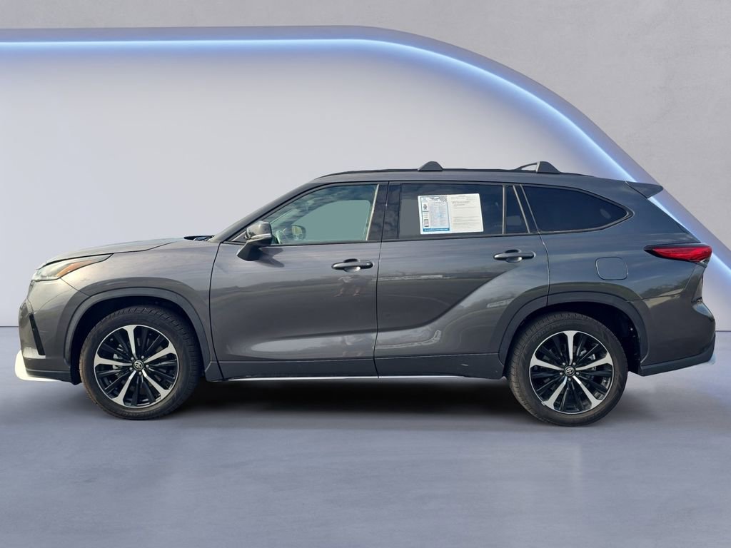 Used 2021 Toyota Highlander XSE AWD/4WD video 2