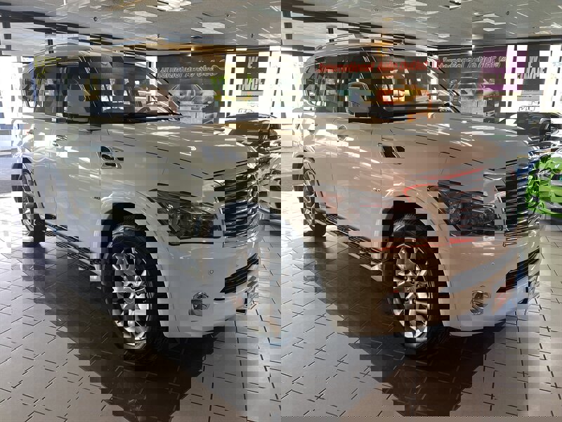 Used 2014 INFINITI QX80 2WD image 4