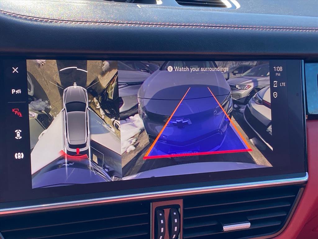 Used 2023 Porsche Cayenne Platinum Edition image 15