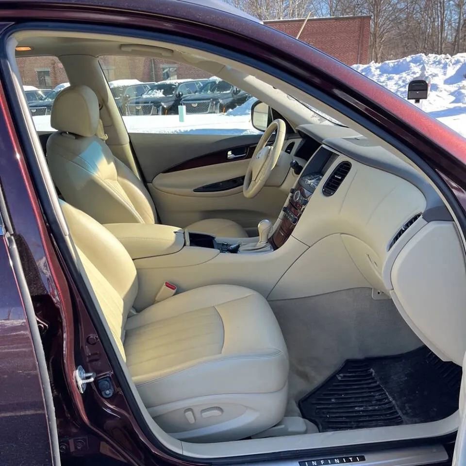 Used 2015 INFINITI QX50 Journey w/ Premium Package AWD/4WD image 14