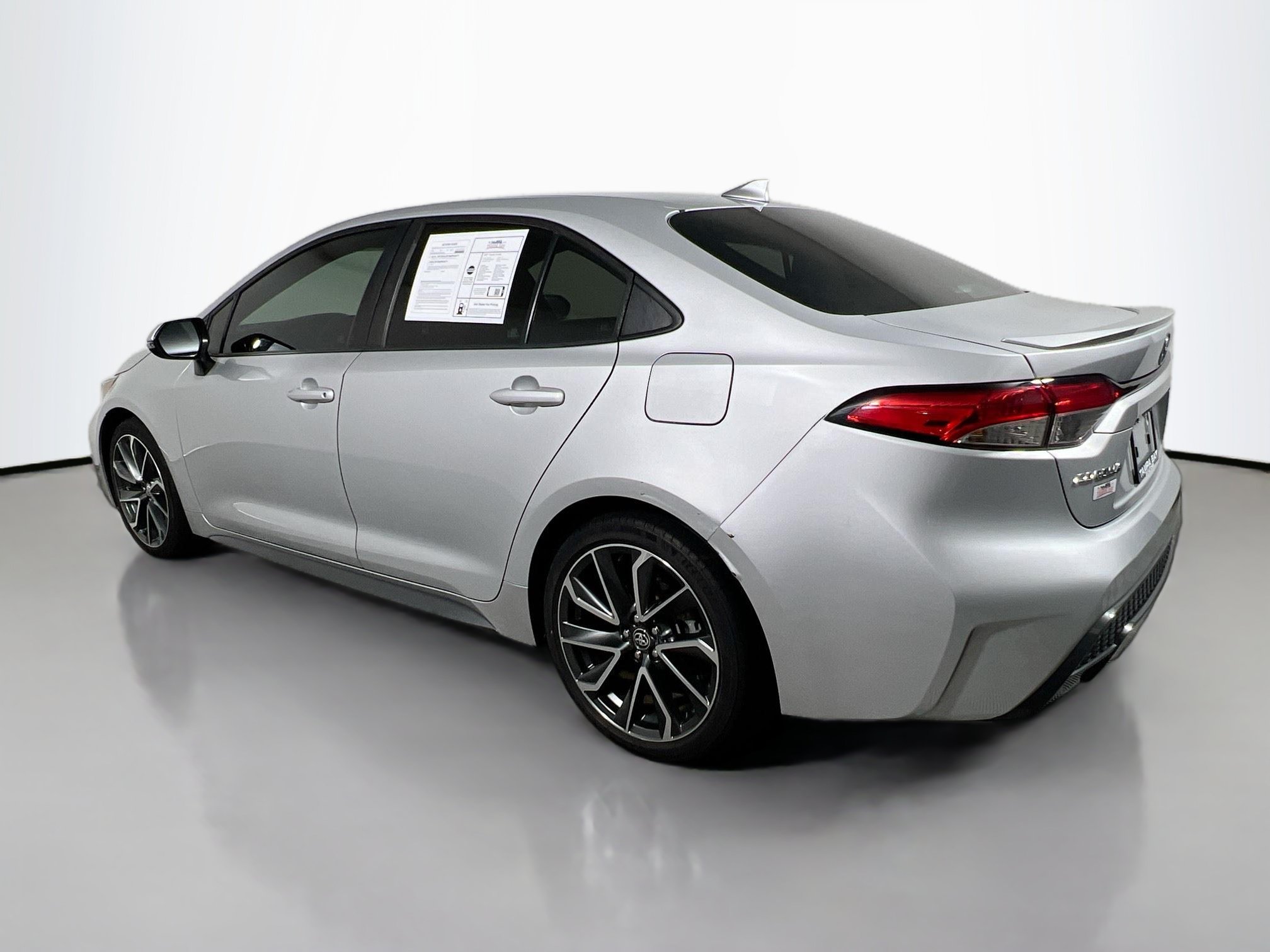 Used 2021 Toyota Corolla SE FWD image 8