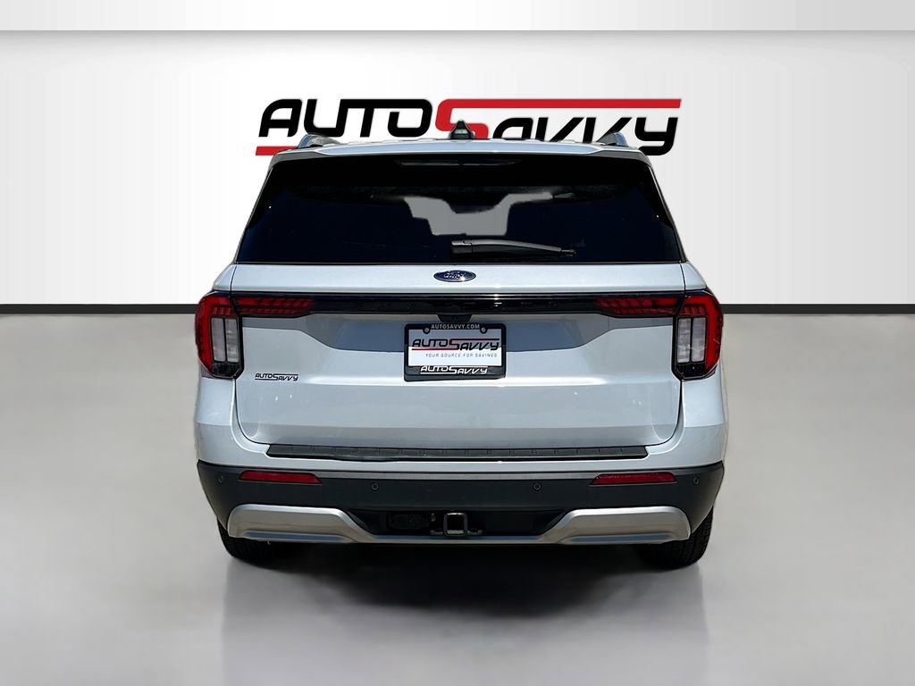 Used 2025 Ford Explorer Platinum w/ LUX Leather Package AWD/4WD image 6