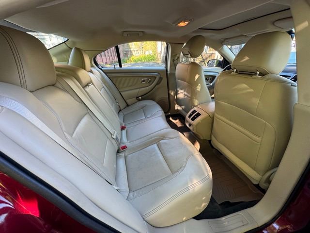 Used 2014 Ford Taurus SEL w/ Equipment Group 201A FWD image 4